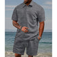 Conjunto de 2 peças para homem: camisa de manga curta com gola virada e padrão diamante e calções com cordão