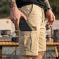 Calções cargo casuais masculinos com cintura ajustável por cordão.