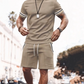 Conjunto de camiseta listrada masculina e shorts