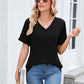 Camiseta feminina casual de manga curta com decote em V