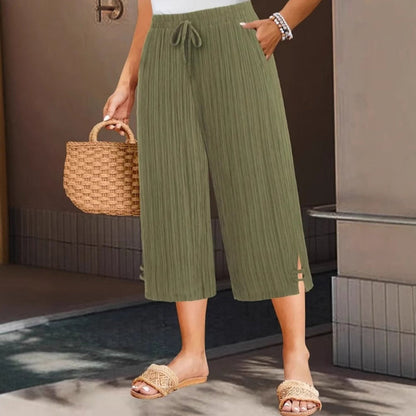 Calça Capri Feminina Canelada de Pernas Largas com Bolsos