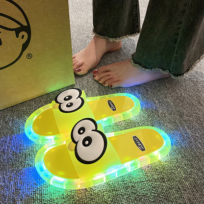 Pantufas de desenho animado com luzes LED
