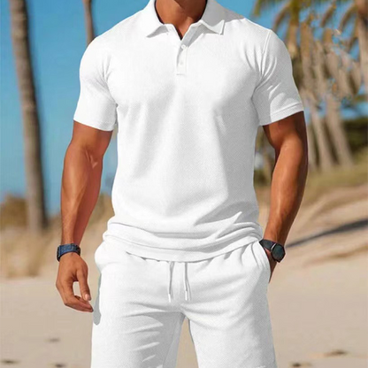 Conjunto de polo e shorts masculino para o verão